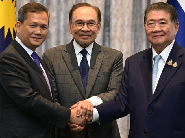    Фото: ТАСС/EPA/POOL/MOHD RASFAN