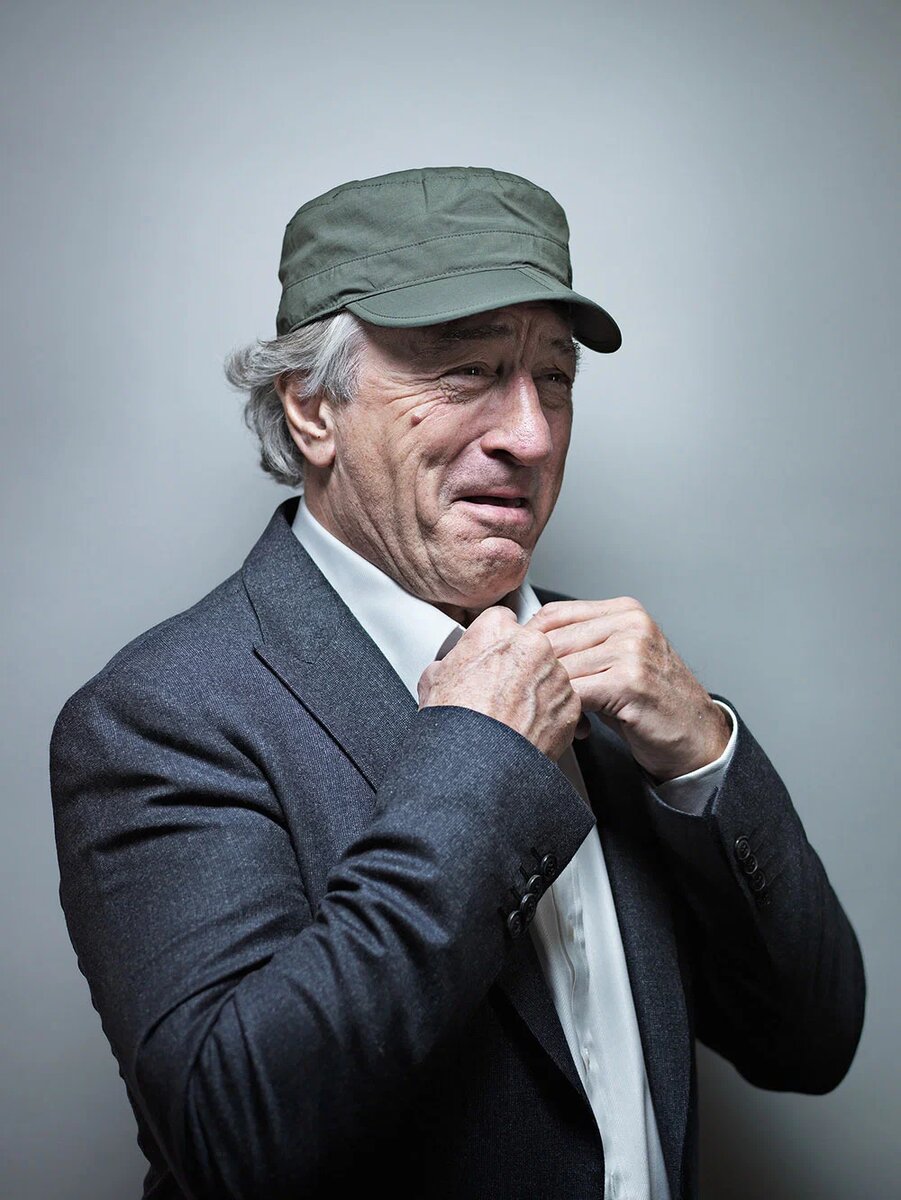 Роберт Энтони Де Ниро-младший, американский актер, продюсер, режиссер. Родился 17 августа 1943 года. 