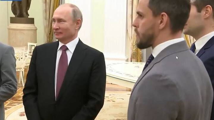  Владимир Путин и Илья Сачков / Фото: скриншот 1tv.ru