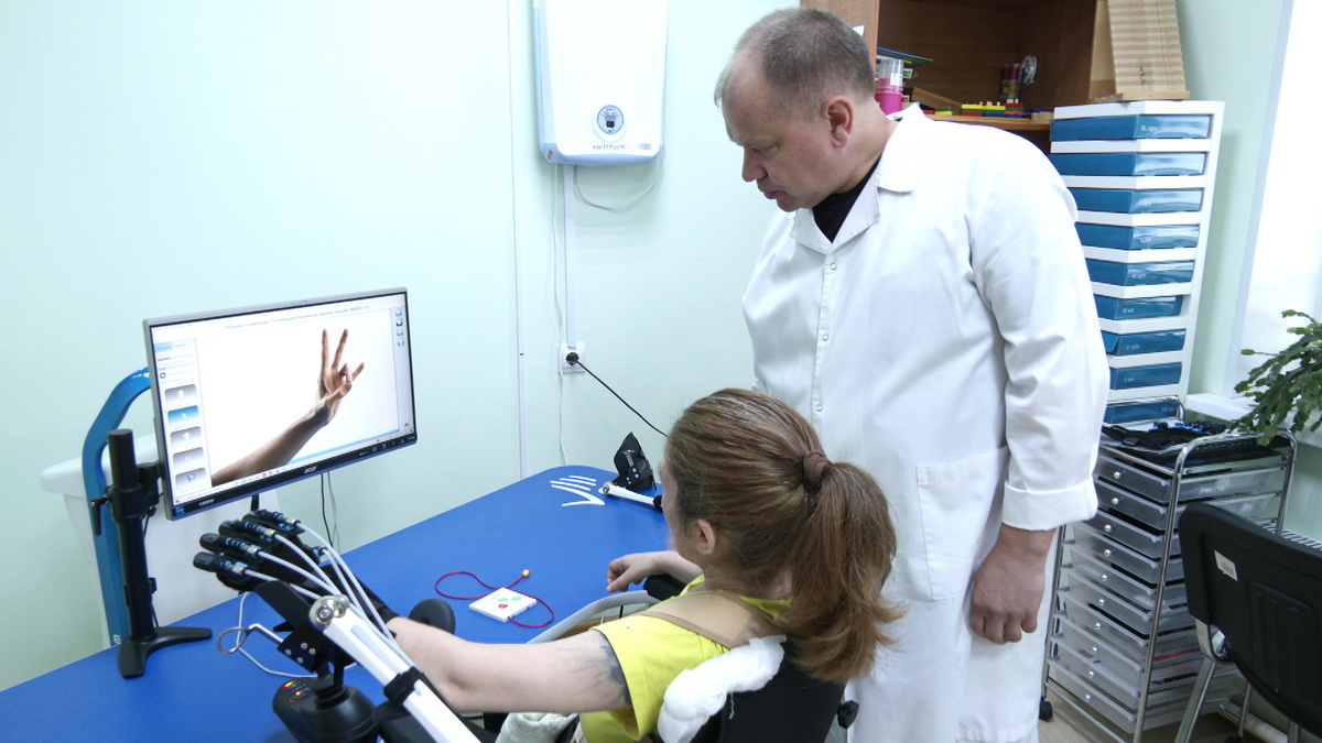    Югорчане лечат заболевания мозга на роботизированном оборудовании