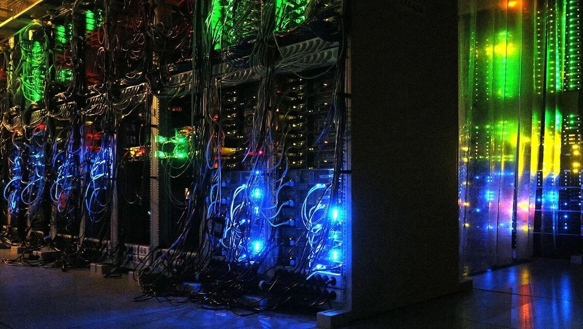 Услуга VoWiFi дает возможность позвонить по домашнему тарифу из-за границы или при отключении связи. Автор: Гавриил Григоров / ТАСС. Источник: newizv.ru