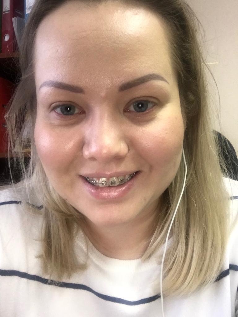 Это фото я сделала на следующий день, отправила похвастаться одной из сестёр. Качество фото так себе, но передает суть)