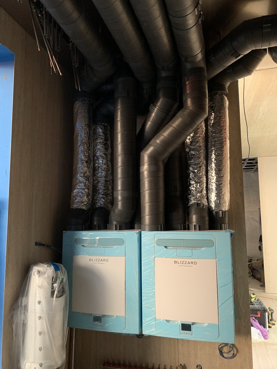 Приточно-вытяжные воздуховоды в обвязке Blizzard T1 - термоустойчивые воздуховоды & Blizzard A1 - акустические воздуховоды