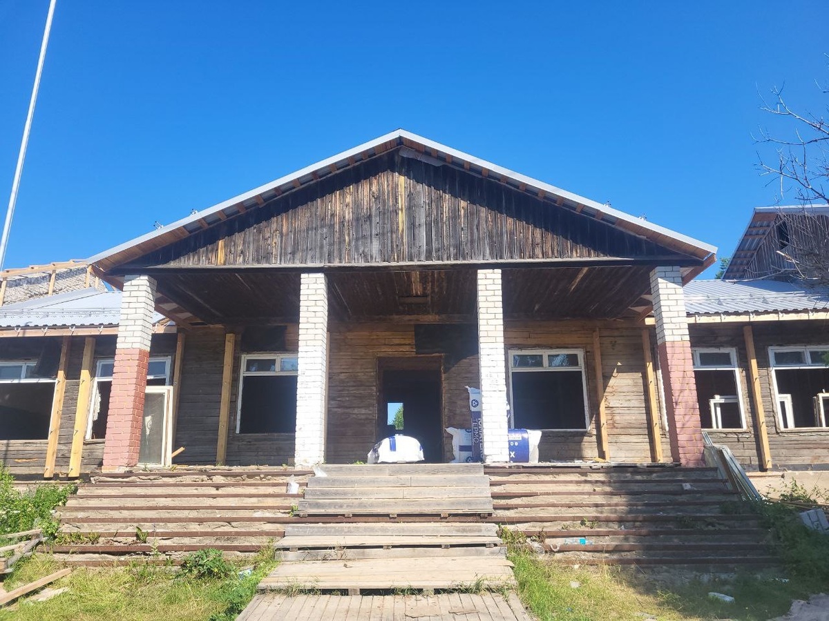    Здание школы в поселке Кубово. Фото: Министерство образования и спорта РК