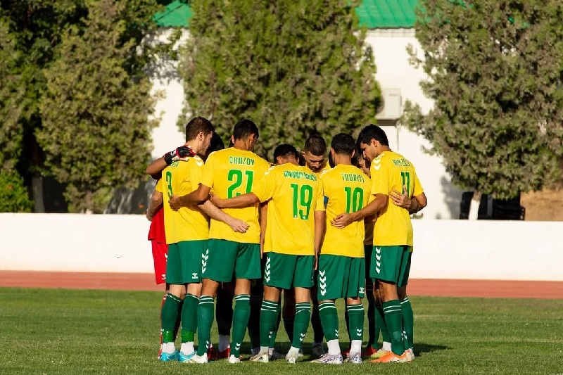 Футболисты "Ахала". Фото из соцсетей ФК "Ахал"