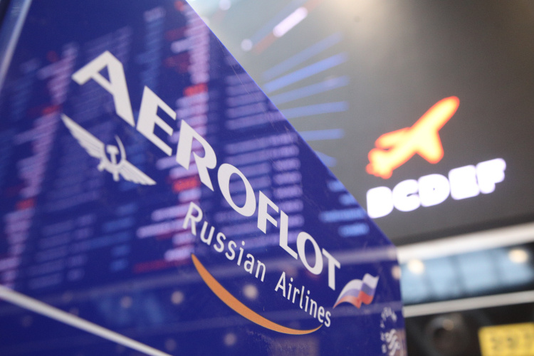    Первое заявление от авиакомпании «Аэрофлот» вышло в 7:43. В сообщении компания уточнила, что в работе информационных систем произошел сбой.   
Фото: «БИЗНЕС Online»