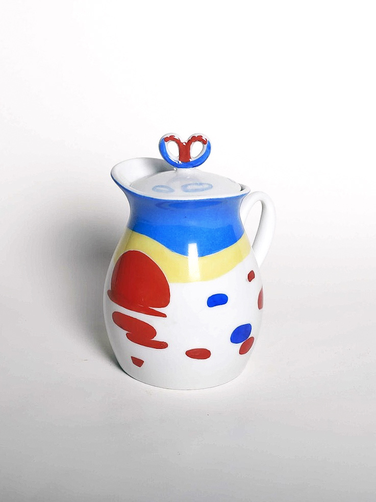 Сливочник из сервиза «Южный». 1960-е, ЛФЗ. Автор росписи Лариса Ивановна Григорьева