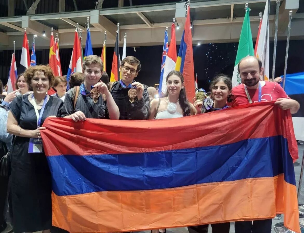 © Photo : official site of MESCS of RA