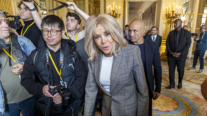    Разве такой должна быть настоящая французская первая леди? Фото: Vincent Isore/Keystone Press Agency/Global Look Press