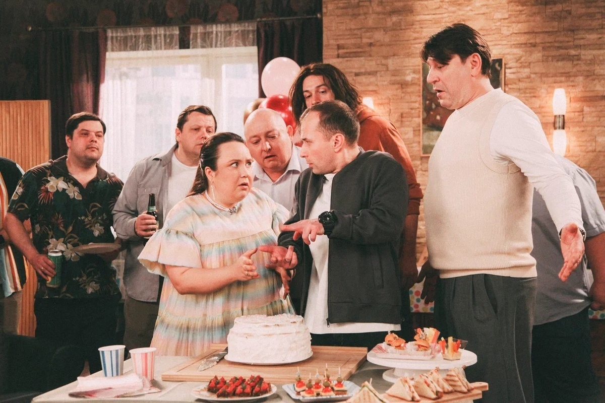 В линии Ромы и Зои зрители опять рискуют разглядеть "САШУТАНЮ".