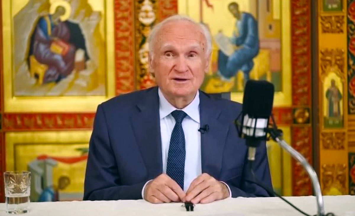 Алексей Ильич Осипов — учёный-богослов, педагог, доктор богословия, заслуженный профессор Московской Духовной Академии и Семинарии, писатель, публицист, проповедник.