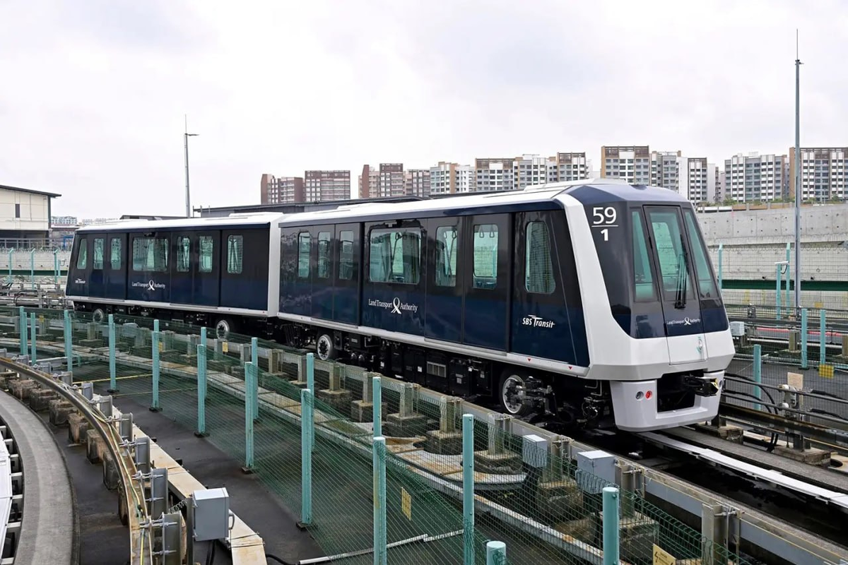 Поезд на шинном ходу модели C810D от Mitsubishi. Источник: SBS Transit