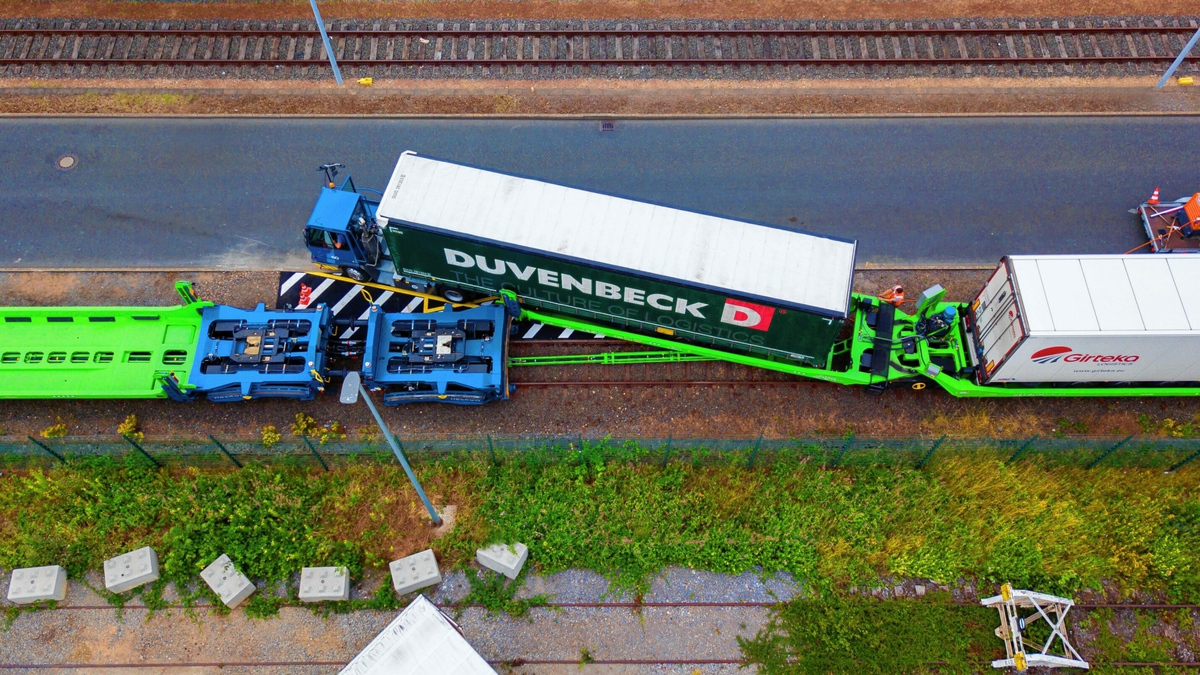 Контрейлерная технология Trailer Rail. Источник: Helrom