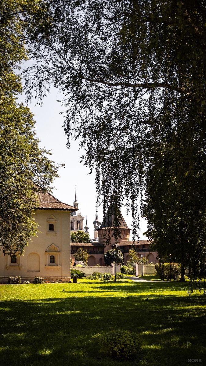 Фото: GORK | Проект: Сад арестантского корпуса | Ландшафт: МОХ | Архитектура: NOYD | Гео: Суздаль, RU
