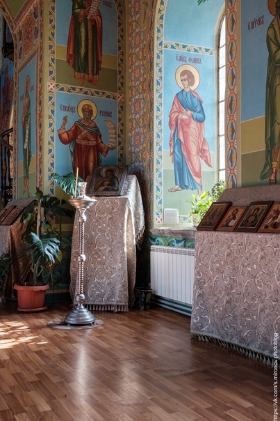 Фрагмент трапезной в церкви Казанской иконы Божьей Матери.
Малиновский скит. Октябрь 2020 г.
