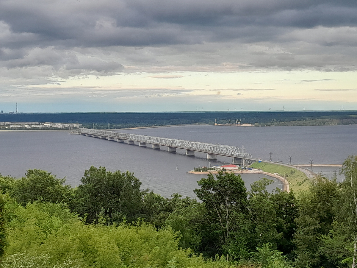 Бульвар Средний Венец - шикарный вид на Волгу (фото автора)