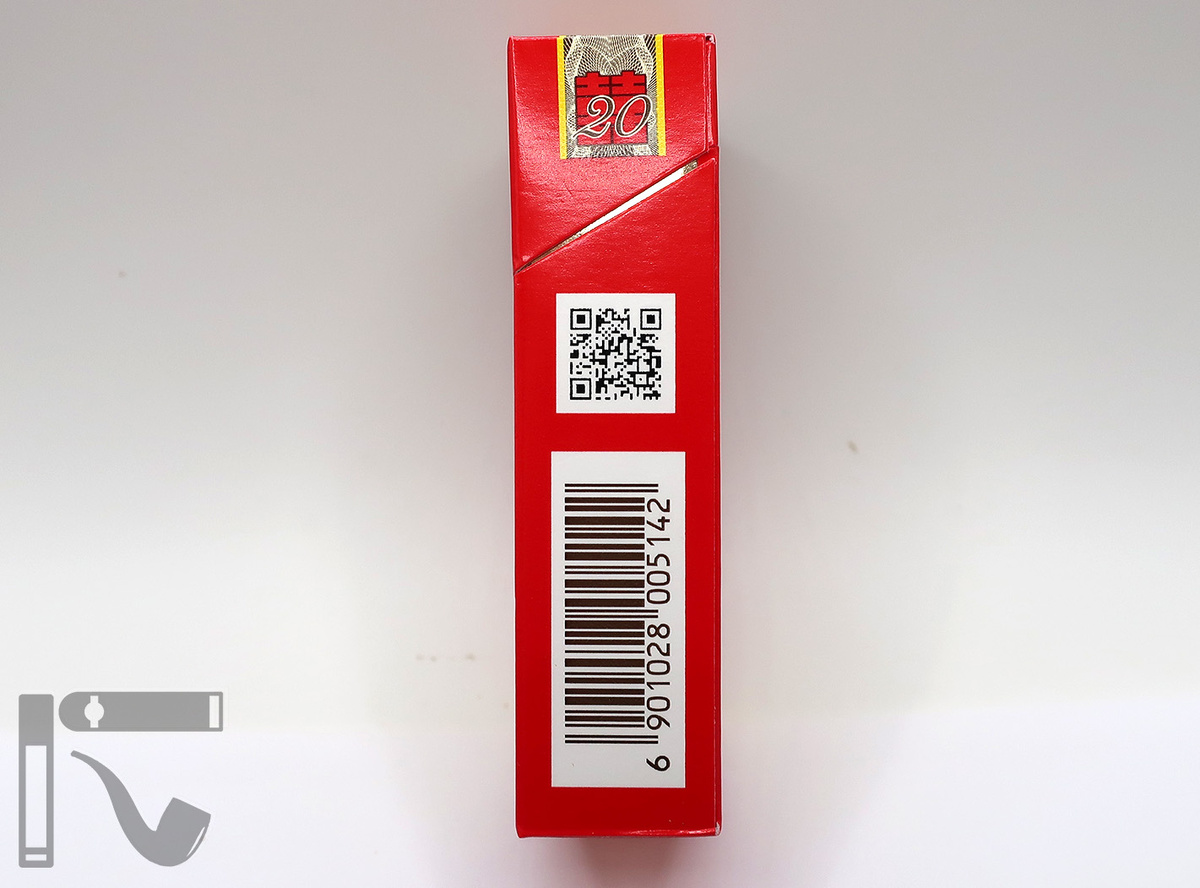 Сигареты Double Happiness Lotus Fragrance. Фото: © канал "Уголок Курильщика"