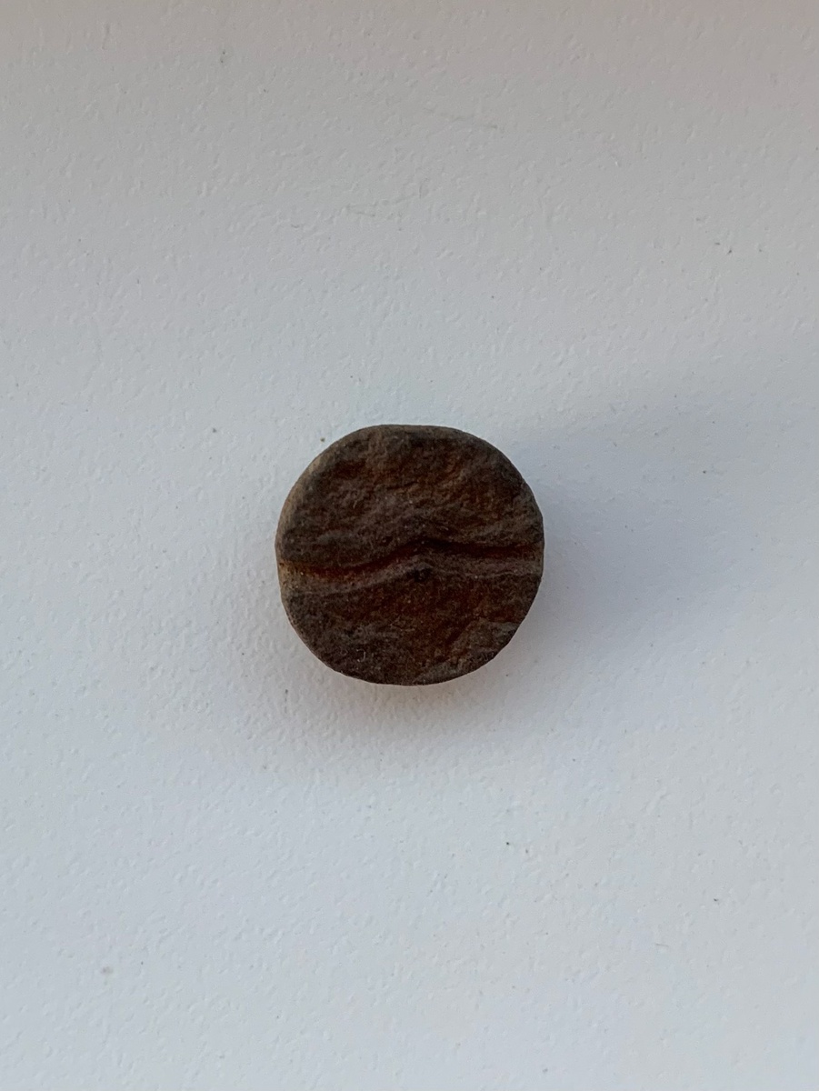 Античная бусина?