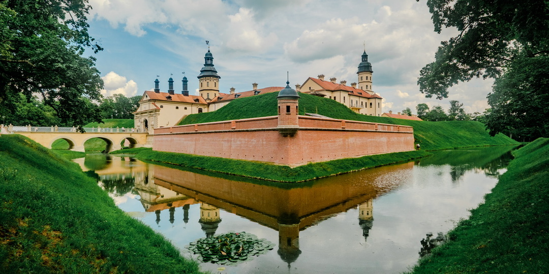 Беларусь на машине. Европейские замки в самой братской стране