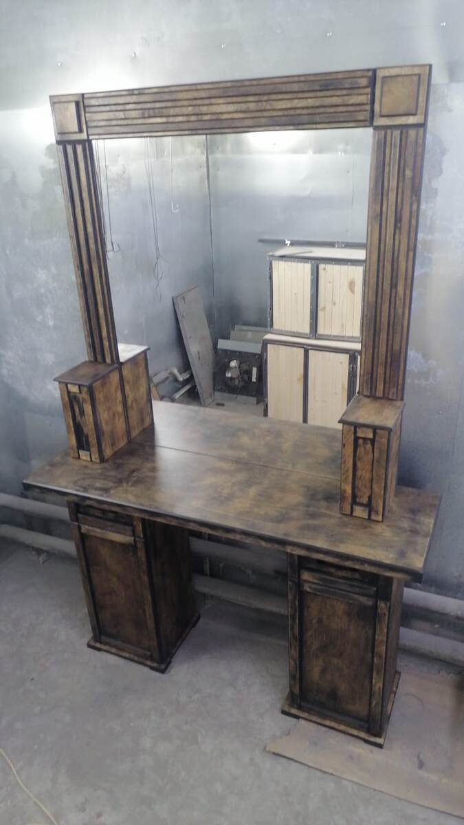 Стильное рабочее место барбера