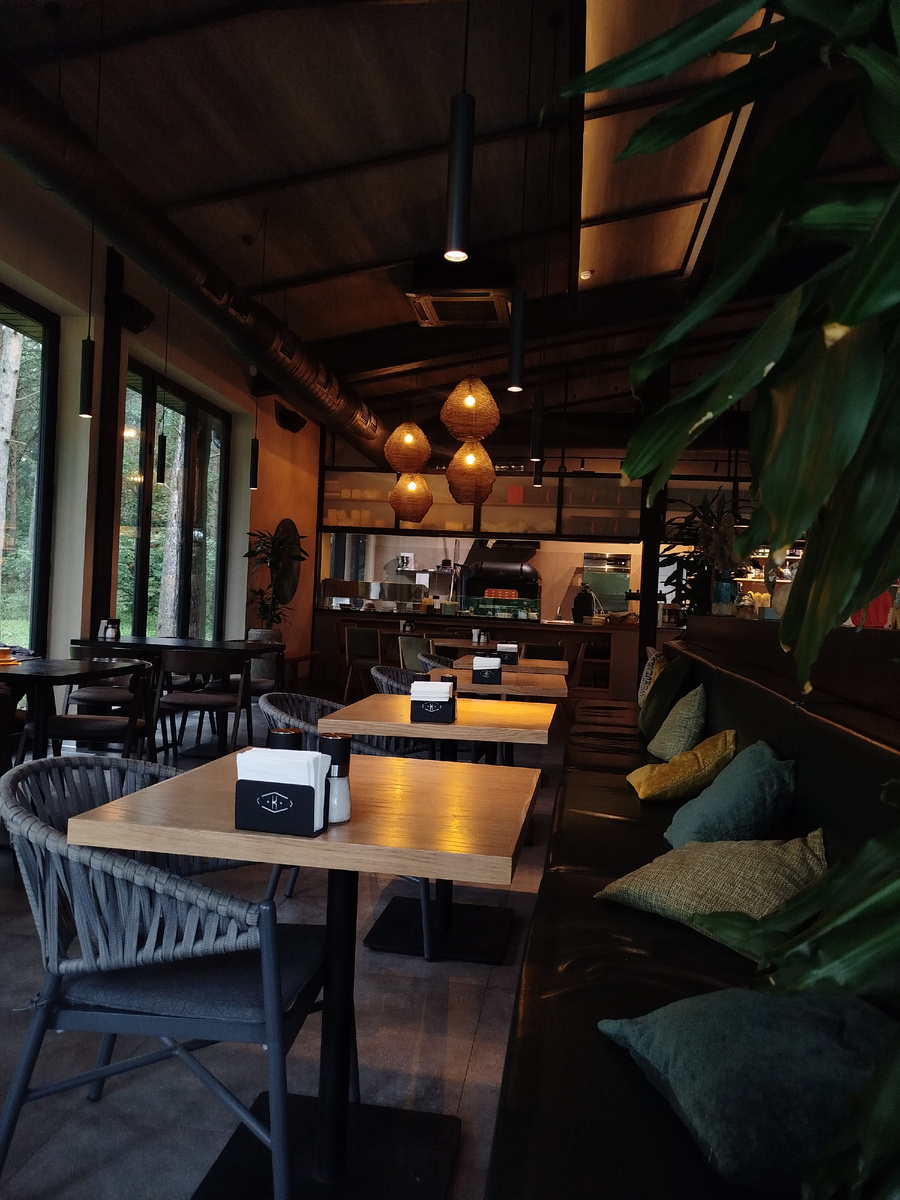 Интерьер заведения. 