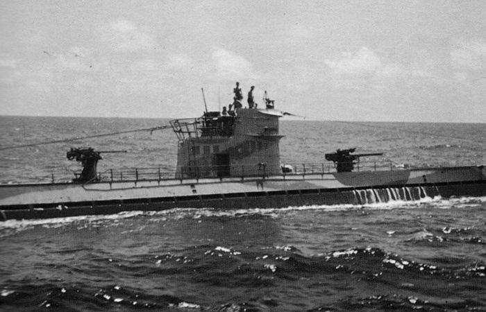 Немецкая подлодка U-177.