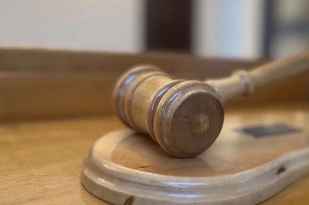    На Камчатке наказали стоматолога, который требовал деньги от осужденной