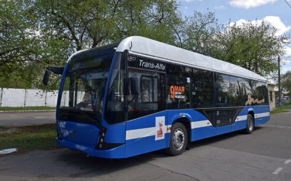    Новый троллейбус