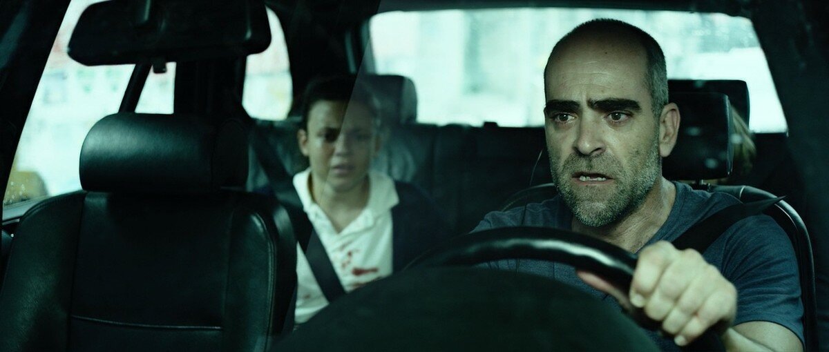 Незнакомец (El desconocido), 2015, Испания