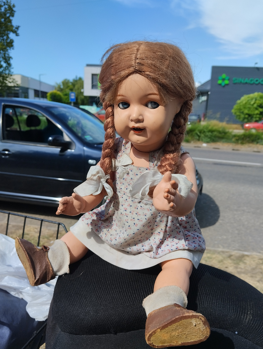 Фото автора. Немецкая кукла. 1947 год