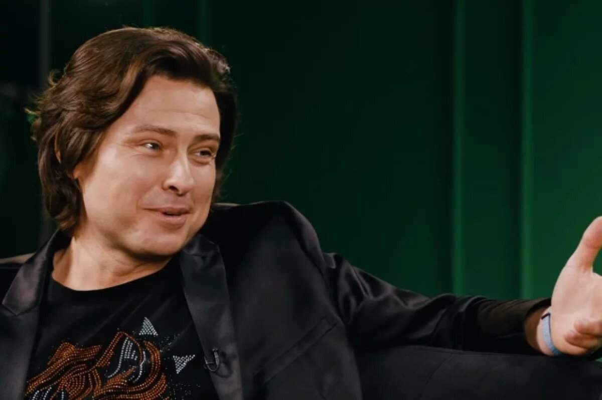    Прохор Шаляпин со спутницей отдыхает в Сочи