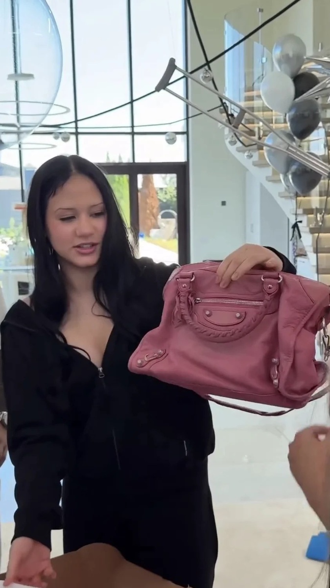    © Источник: Соцсети