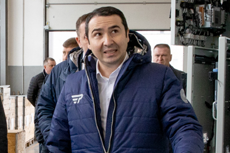    Несмотря на то что все компании «раскиданы» по всей республике, собственником или директором всех этих компаний выступает одно лицо — Раиль Газетдинов.   
Фото: kzn.ru