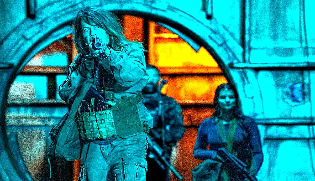 Хотелось бы посмотреть на ту коврижку, которой заманили в "Osiris" аж саму Линду Хэмильтон после её шестилетнего отсутствия на большом экране.