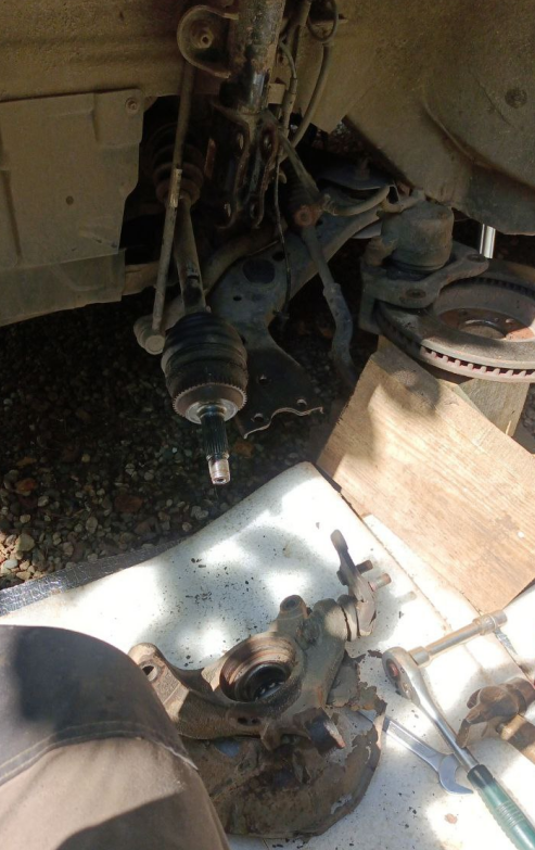 Снял крепление.