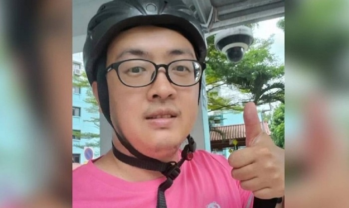    Доктор наук из Китая стал курьером после десяти отказов в трудоустройстве