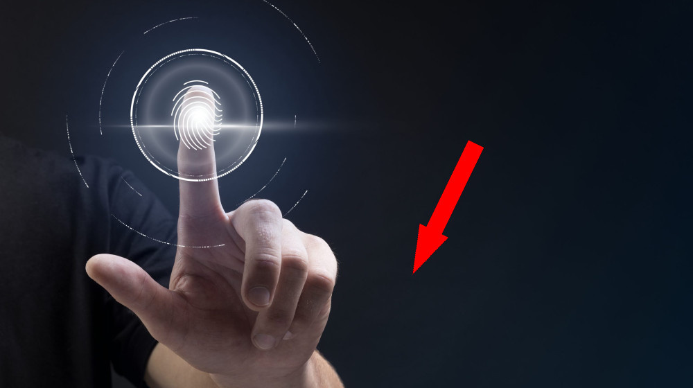    Как синтетические голоса взламывают банковскую биометрию и почему это касается каждого