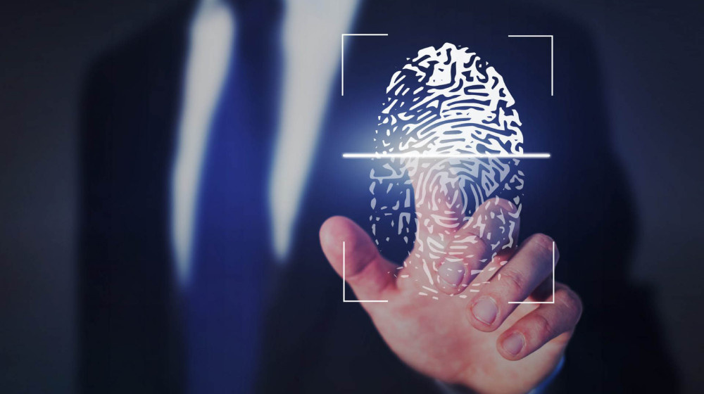    Как синтетические голоса взламывают банковскую биометрию и почему это касается каждого