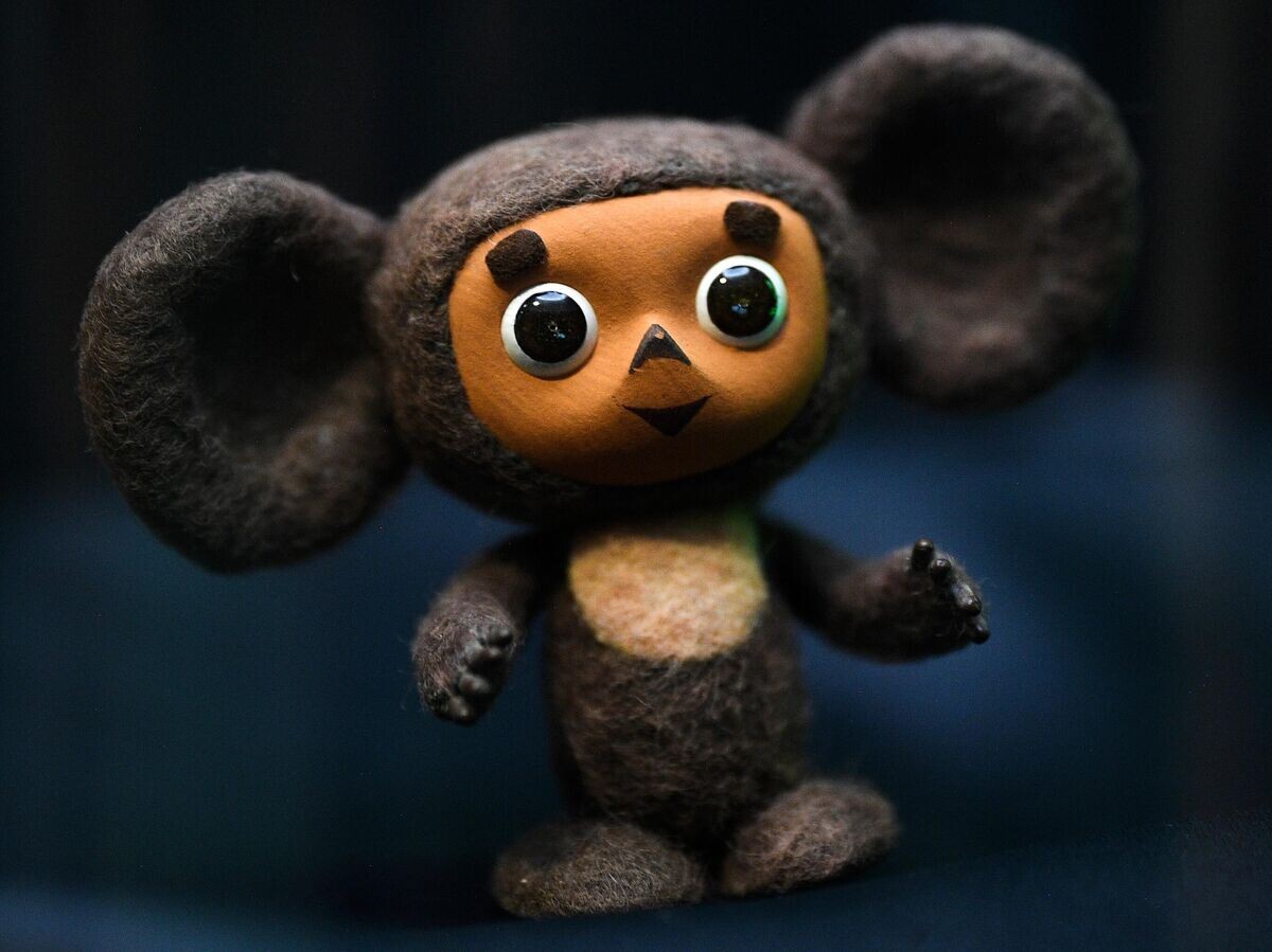    Кукла-персонаж Чебурашки в мультимедийном центре "Союзмультпарк" на ВДНХ© РИА Новости / Владимир Астапкович