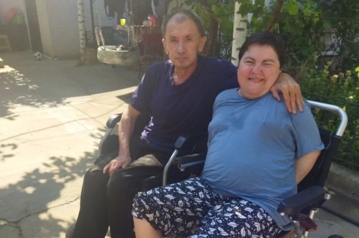    Татьяна и Анатолий самостоятельно живут уже год.