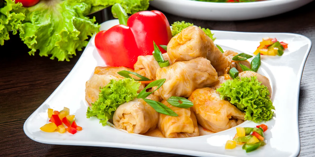 Домашний рецепт вкусных голубцов с подливкой — пошаговое приготовление