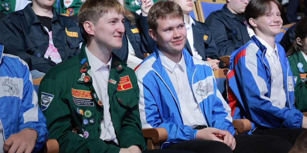 Студенты со всей России помогают в строительстве второго моста через Обь