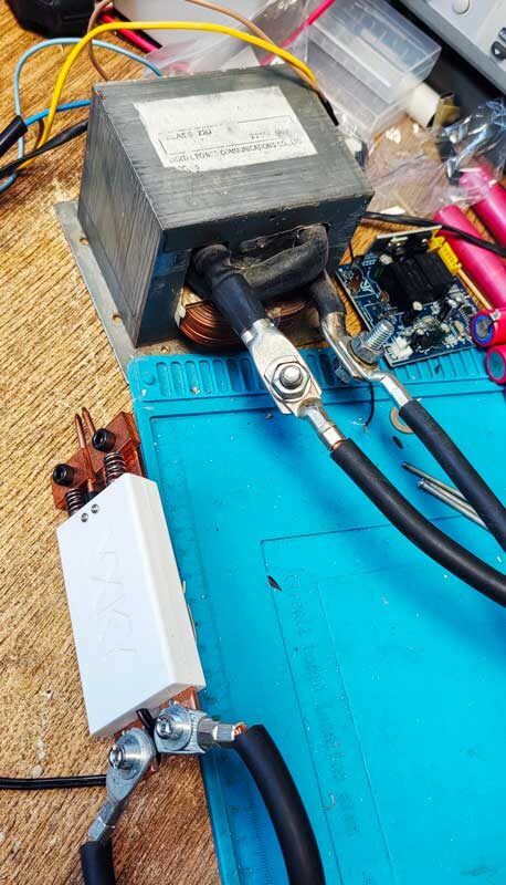 Трансформатор с ручкой, готов к опытному применению