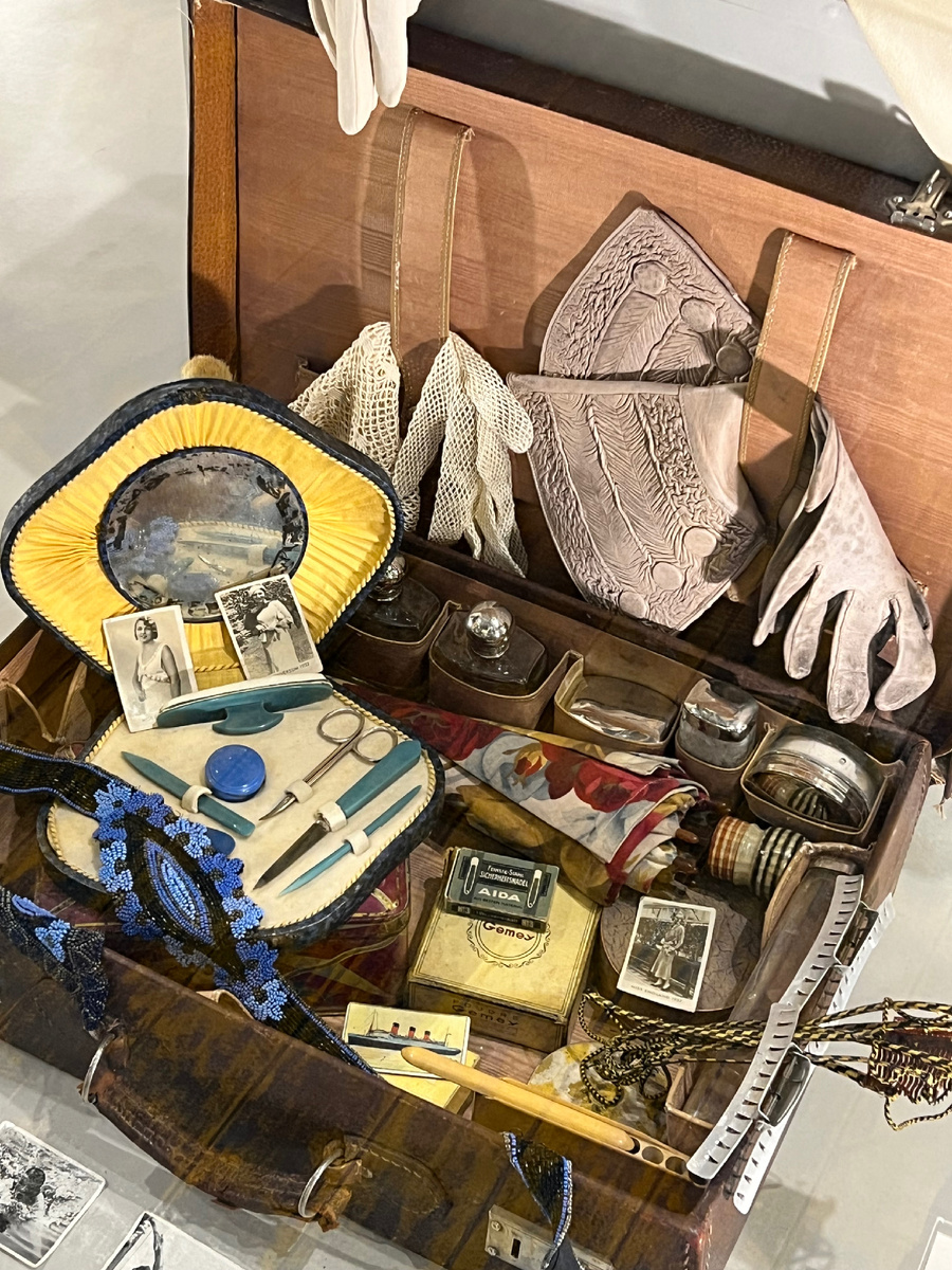 Из коллекции музея Курортной моды А. Васильева