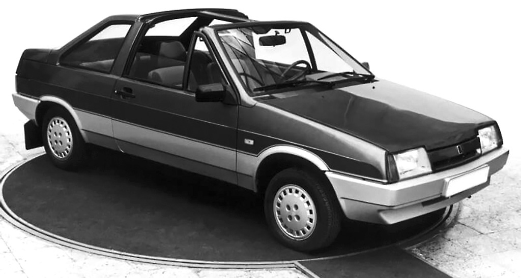 Опытный ВАЗ-2108 с кузовом тарга