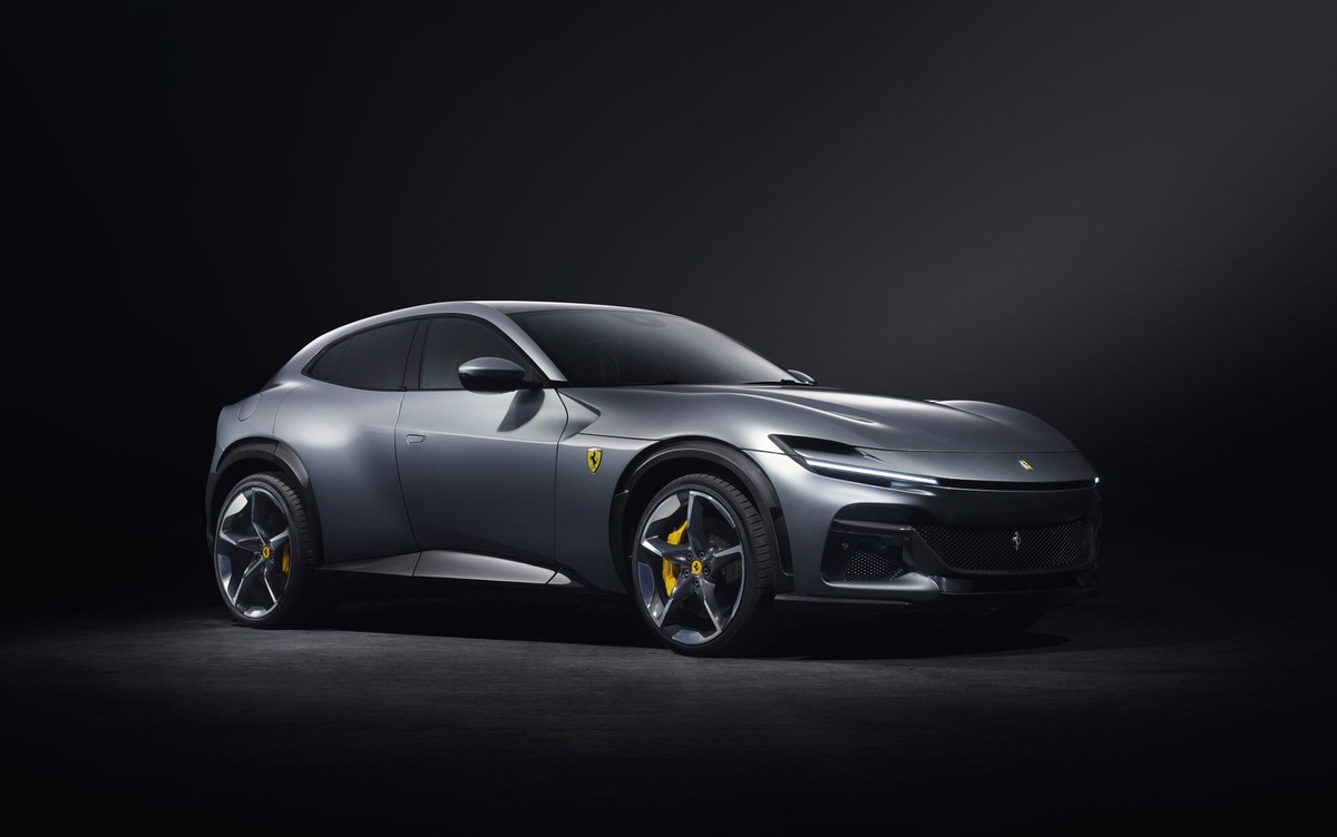    На кроссоверах Purosangue выявили вероятность короткого замыкания