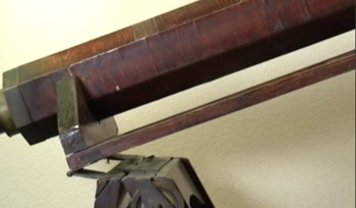    О космосе говорим и в новой серии проекта ГТРК "Курск" и краеведческого музея