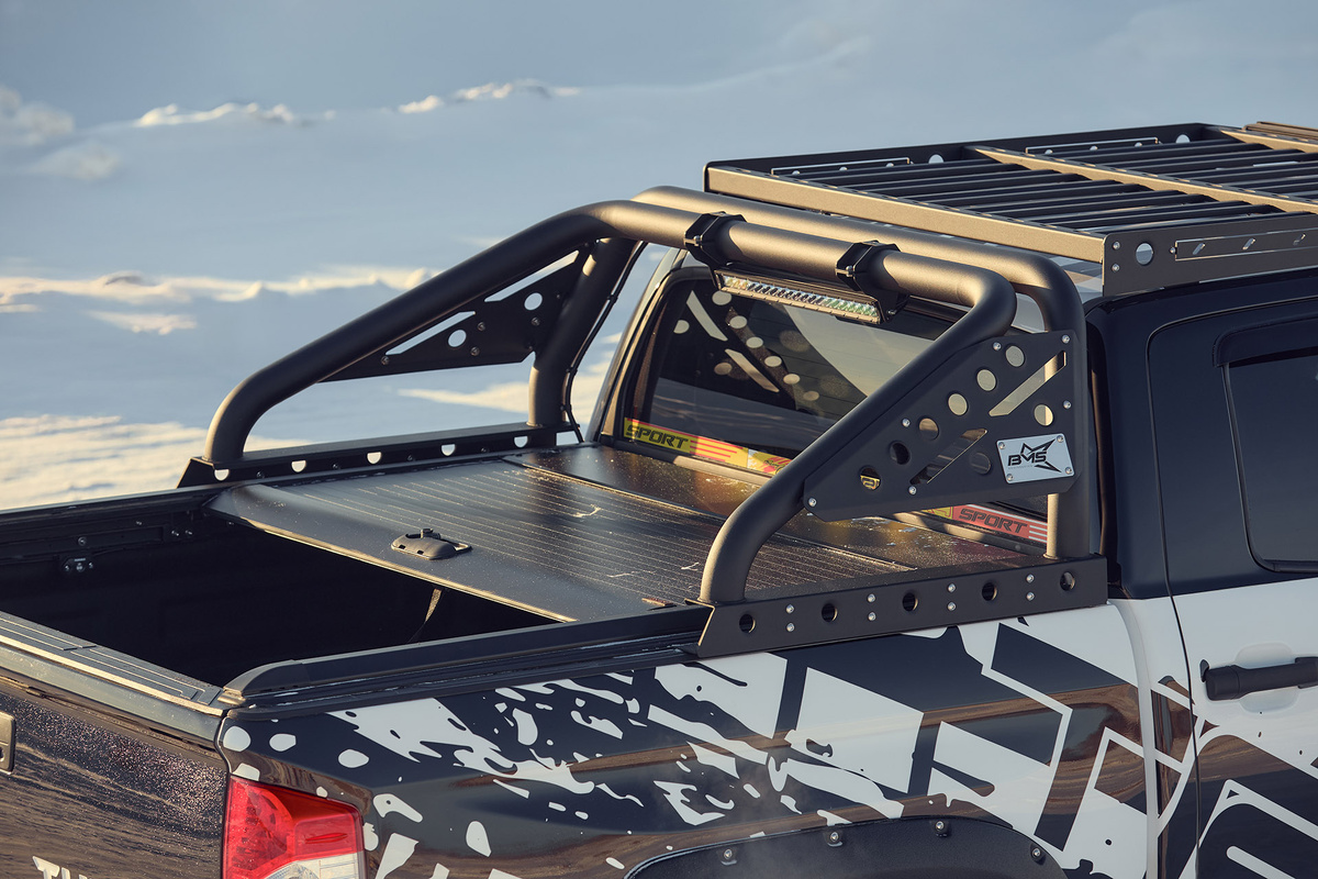 Дуга на кузов пикапа