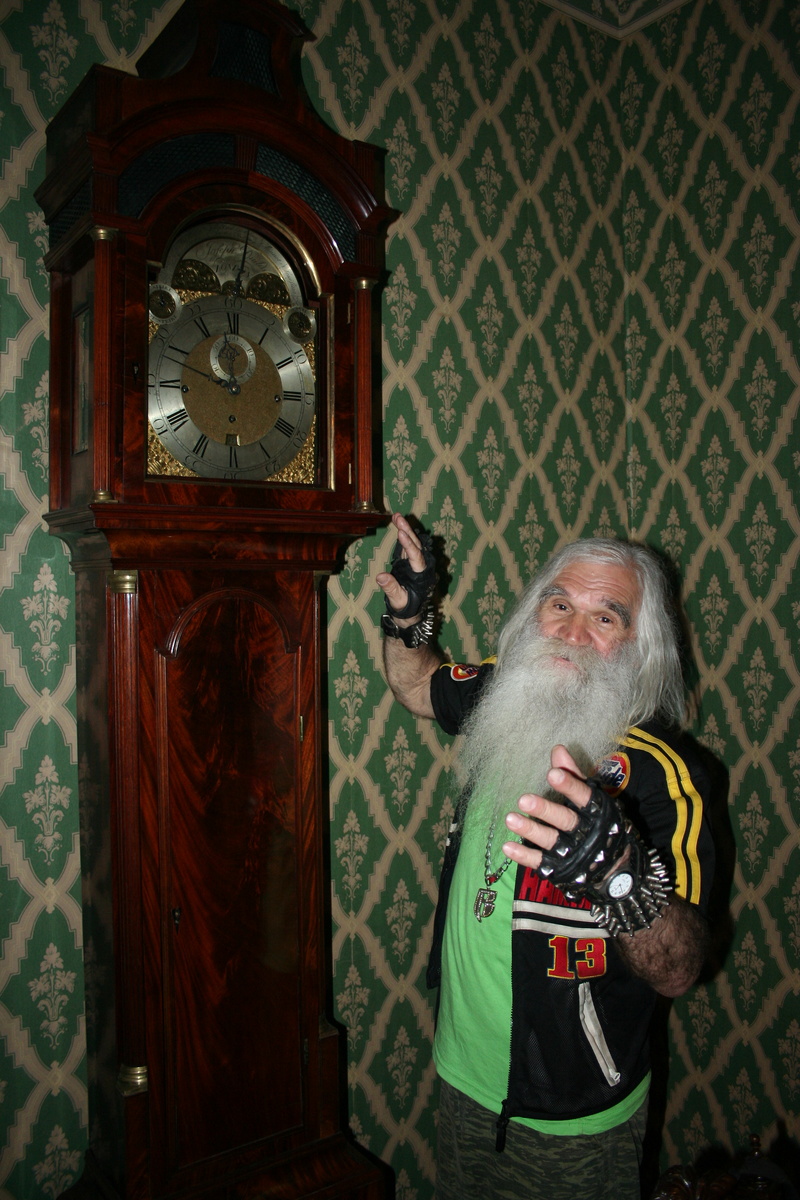 Часы: те самые