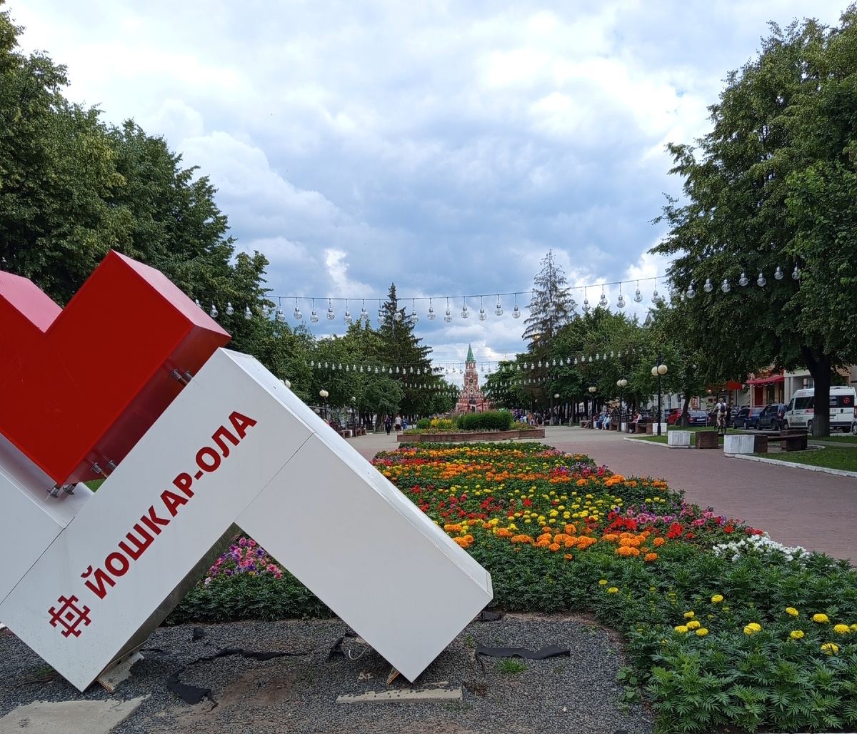 Бульвар С. Г.Чавайна. Город Йошкар-Ола, Фото автора